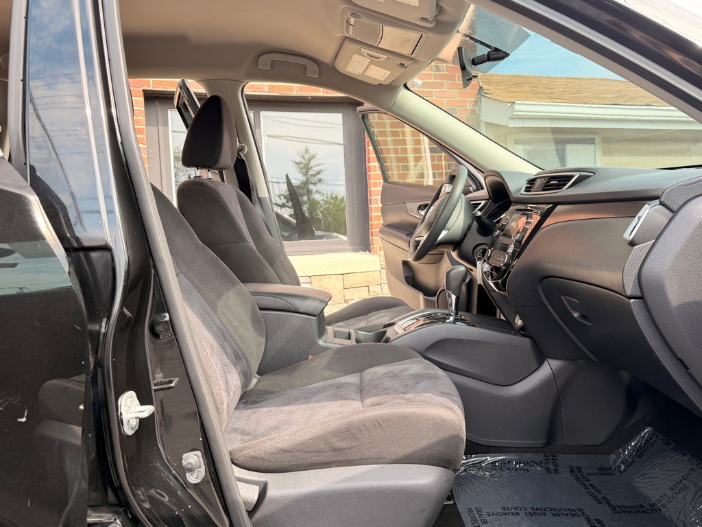 2015 Nissan Rogue Image 19