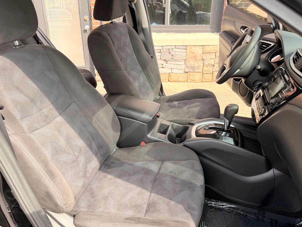 2015 Nissan Rogue Image 20