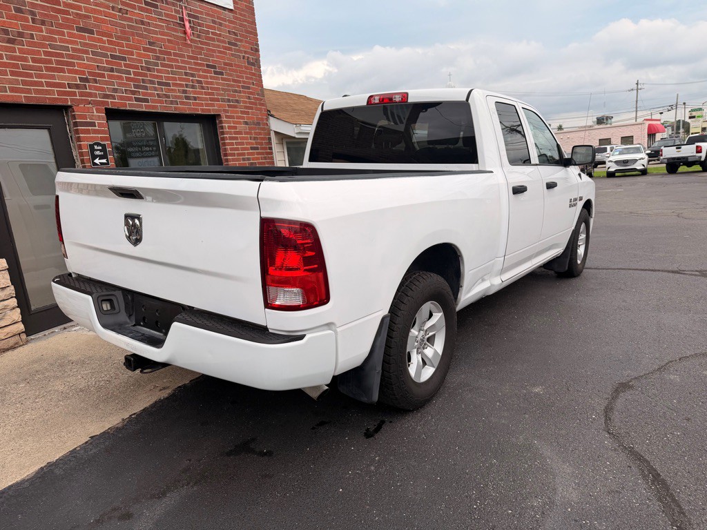 2016 RAM 1500 Image 8