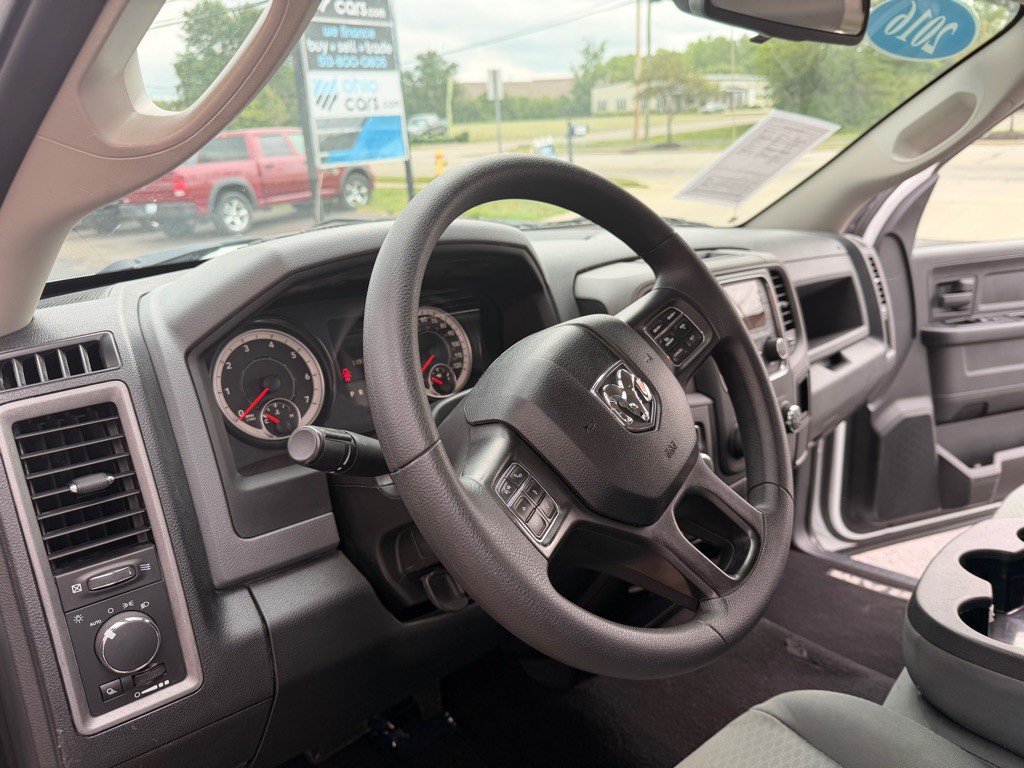 2016 RAM 1500 Image 9