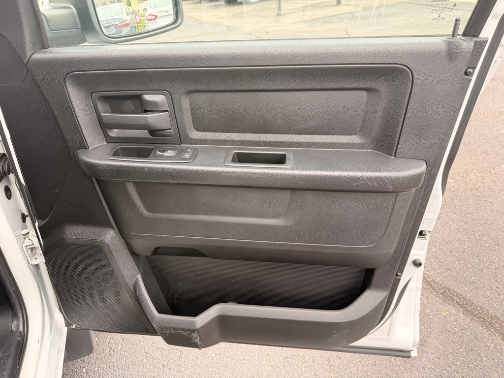 2016 RAM 1500 Image 20