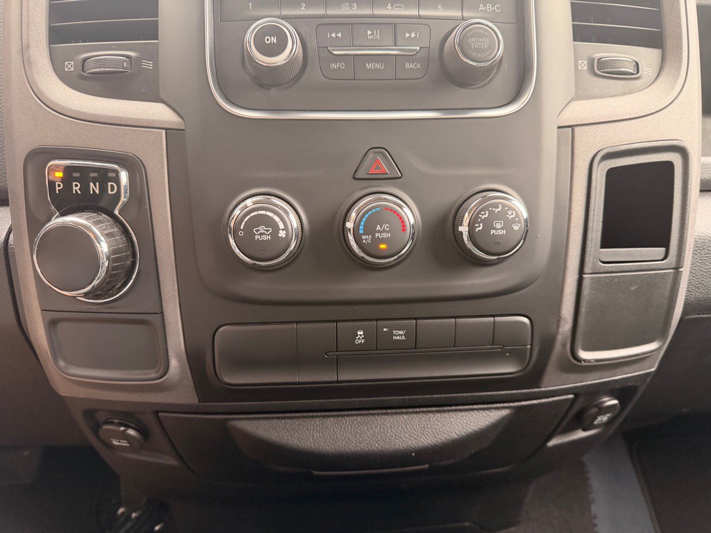 2016 RAM 1500 Image 26