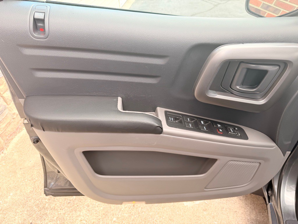 2012 Honda Ridgeline Image 12