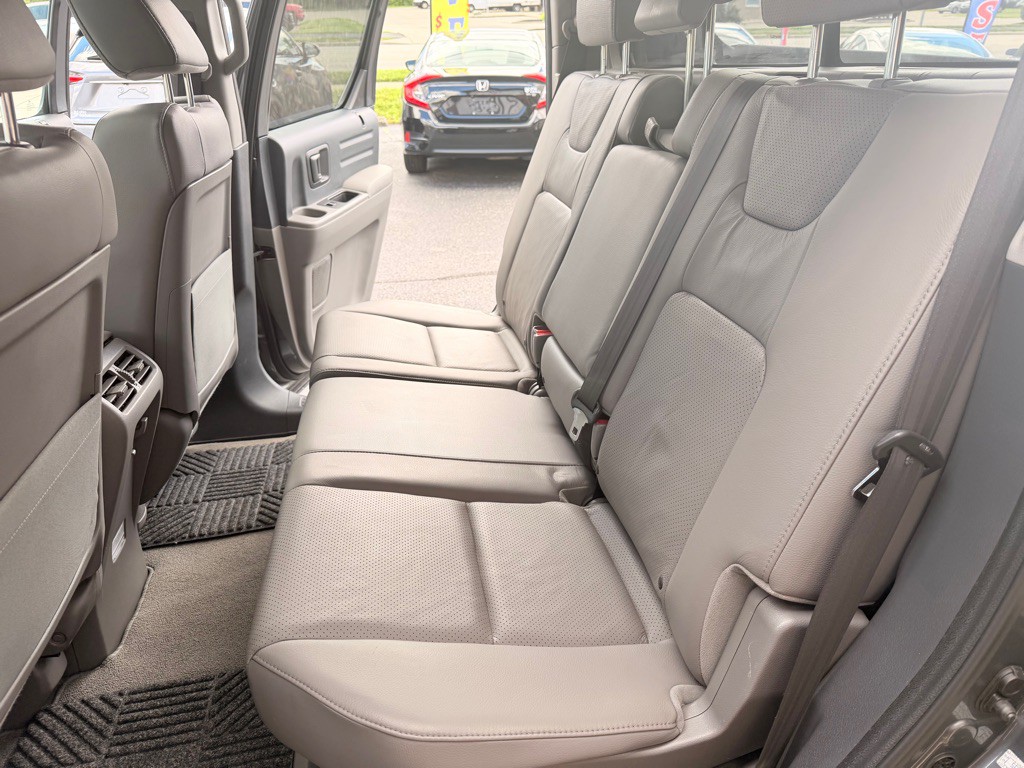 2012 Honda Ridgeline Image 13