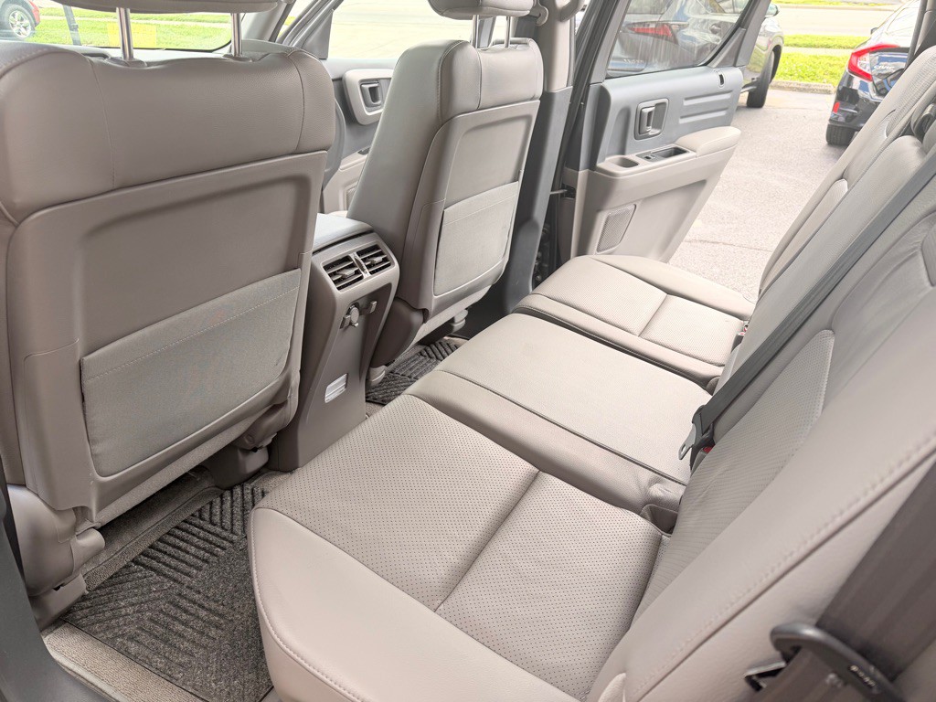 2012 Honda Ridgeline Image 14