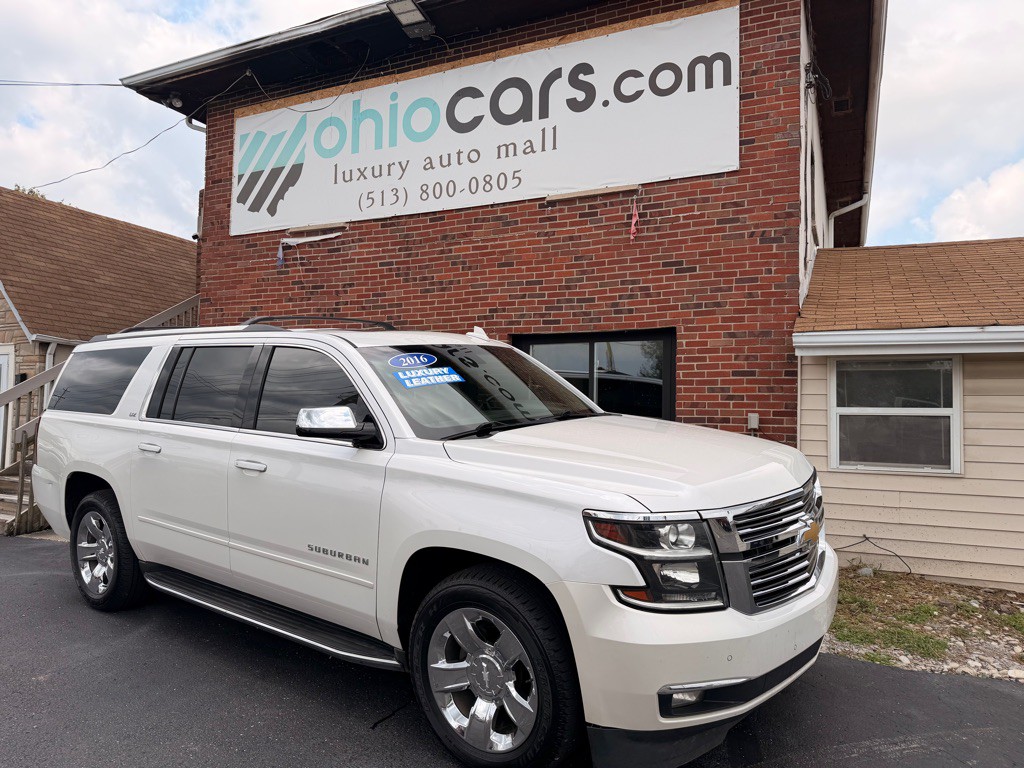 2016 Chevrolet Suburban Image 1