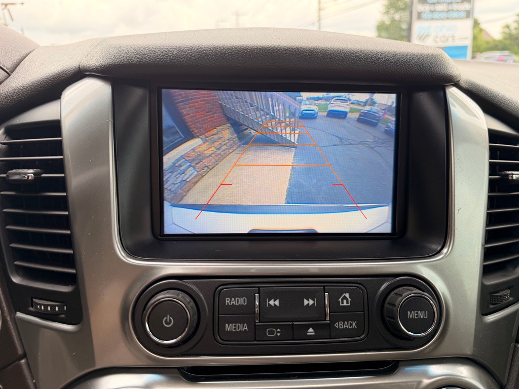 2016 Chevrolet Suburban Image 29
