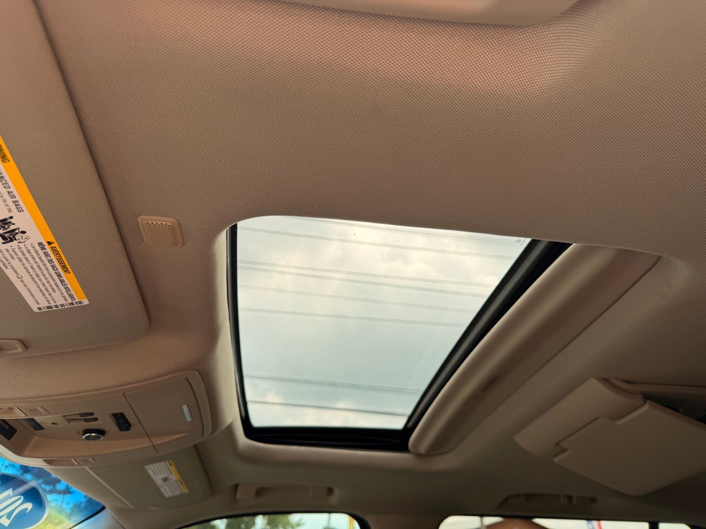 2016 Chevrolet Suburban Image 33