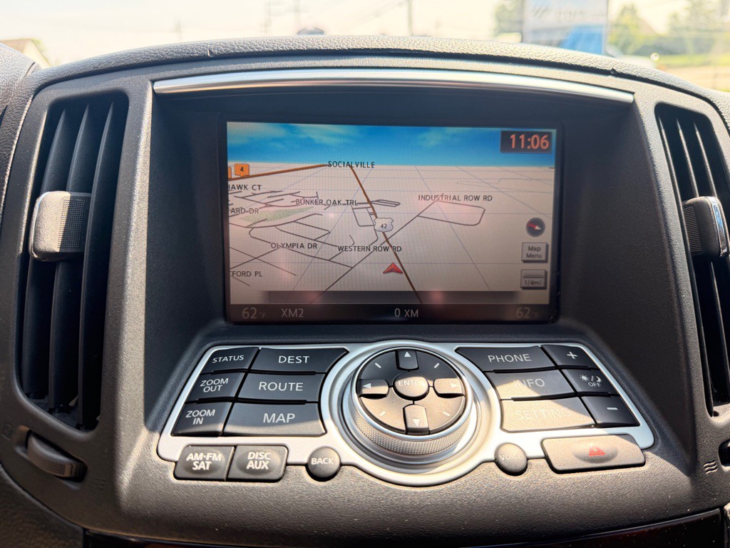 2011 INFINITI G37 Image 20
