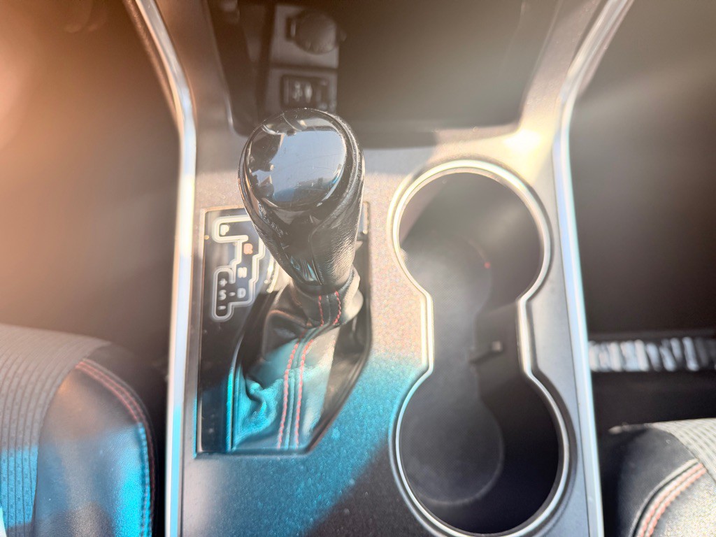 2017 Toyota Camry Image 24