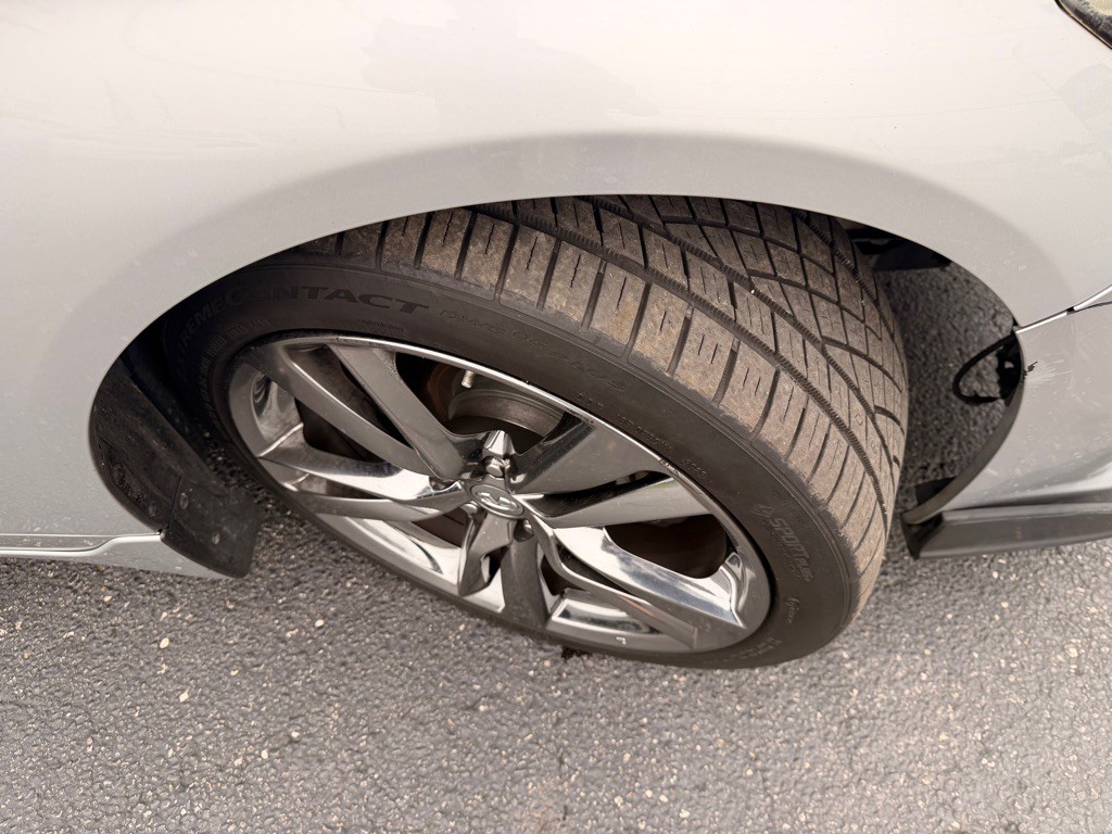 2015 INFINITI Q50 Image 34