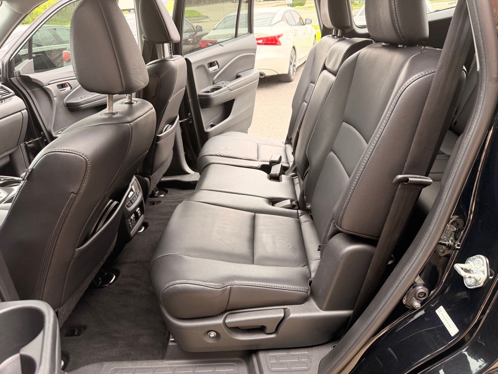 2016 Honda Pilot Image 12