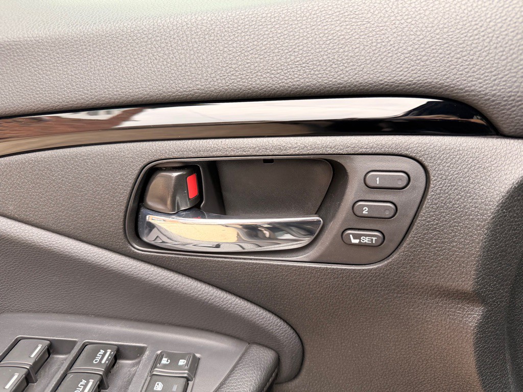 2016 Honda Pilot Image 28