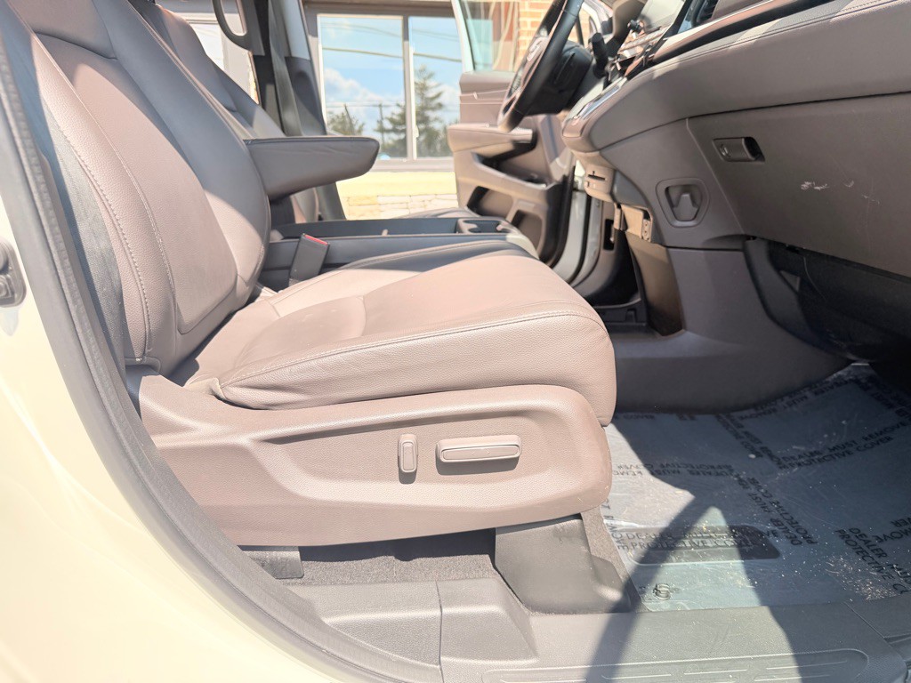 2018 Honda Odyssey Image 17