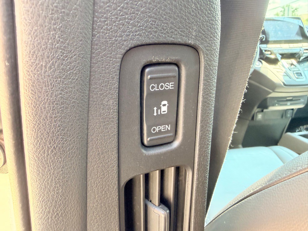 2018 Honda Odyssey Image 31