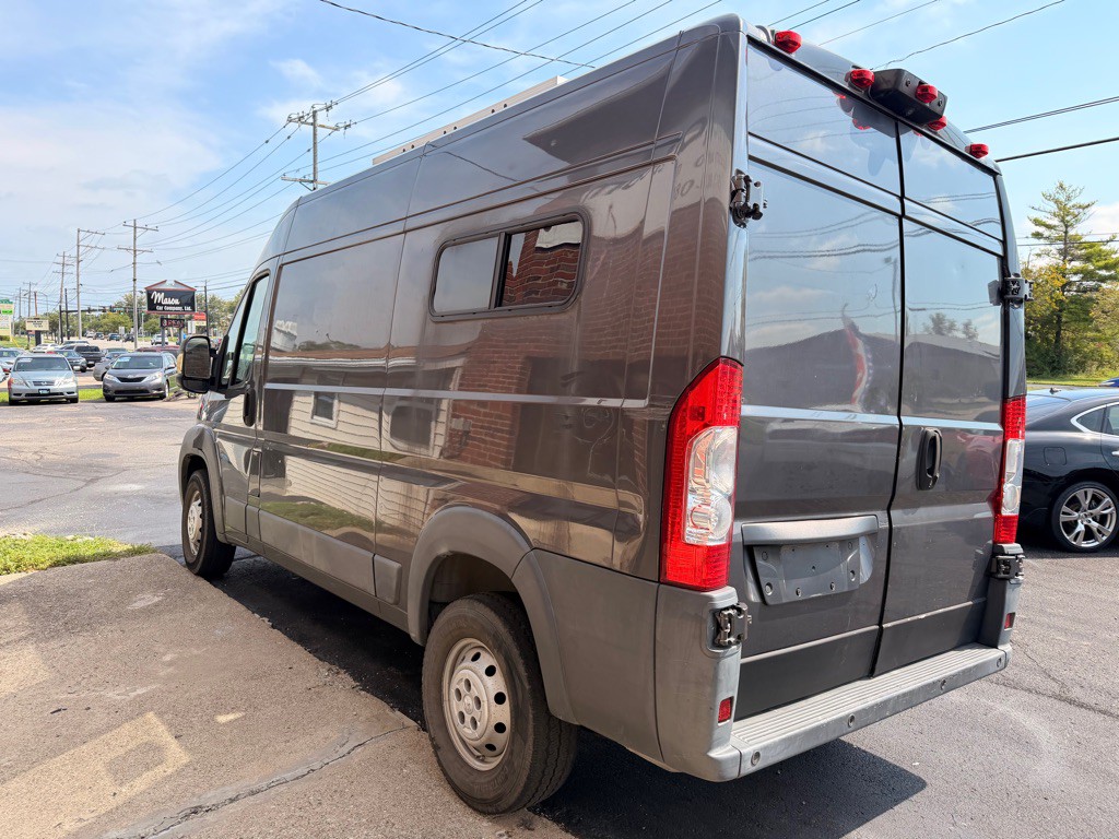 2014 RAM Promaster Image 5