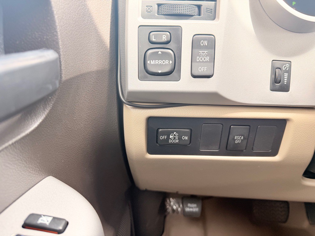 2008 Toyota Tundra Image 23