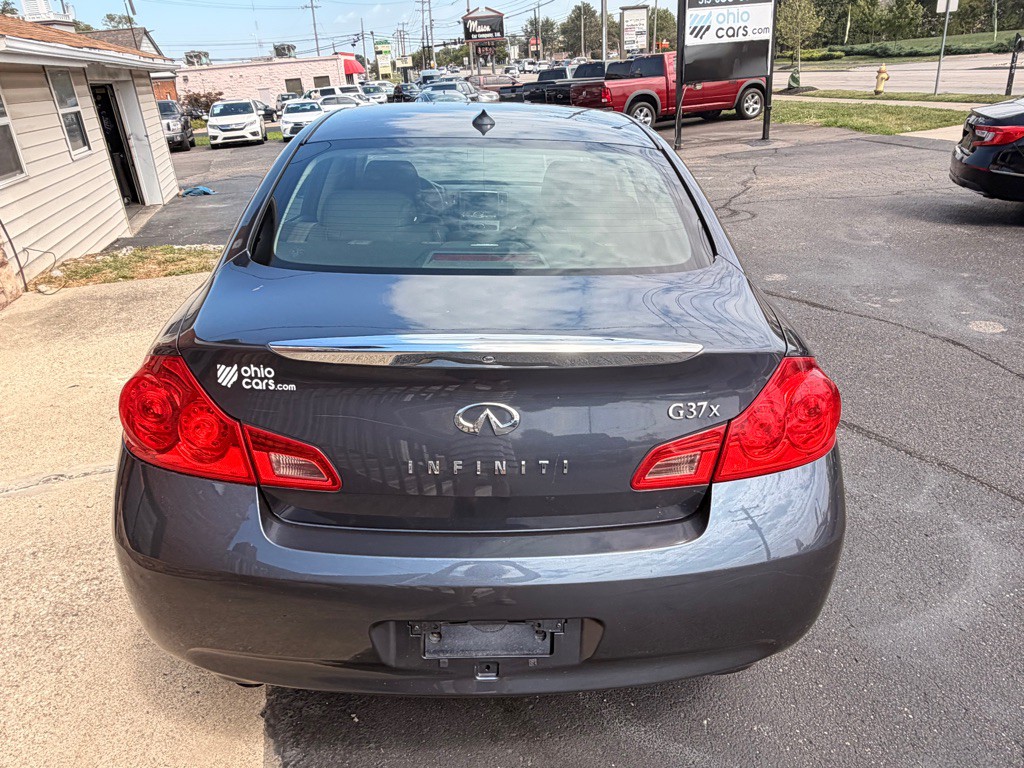 2009 INFINITI G37 Image 6