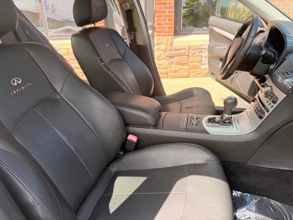 2009 INFINITI G37 Image 20
