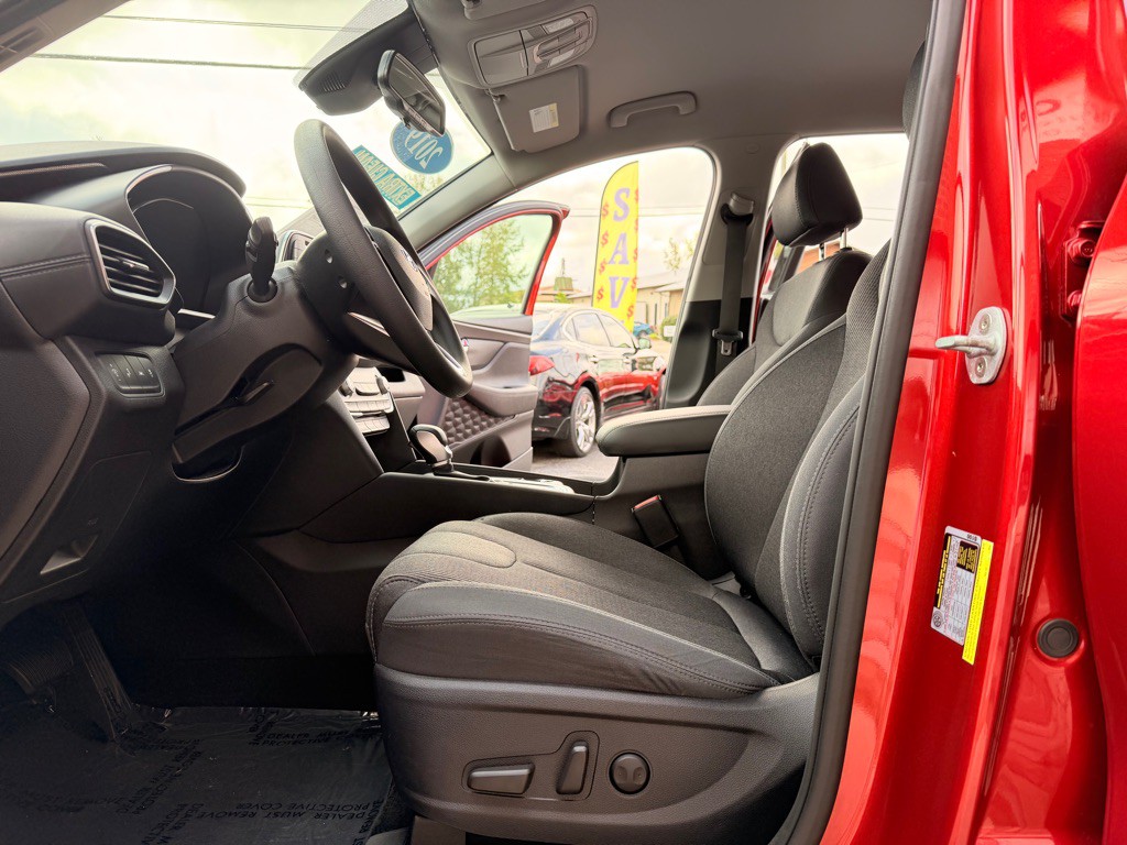 2019 Hyundai Santa Fe Image 9