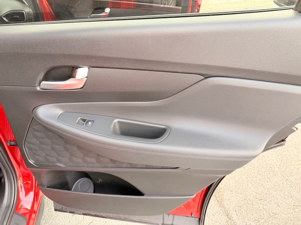 2019 Hyundai Santa Fe Image 16