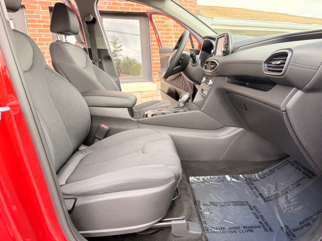 2019 Hyundai Santa Fe Image 18