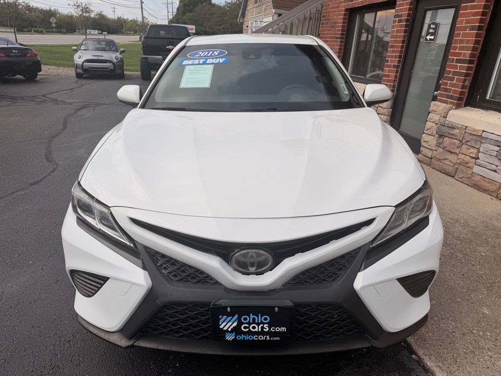 2018 Toyota Camry Image 3