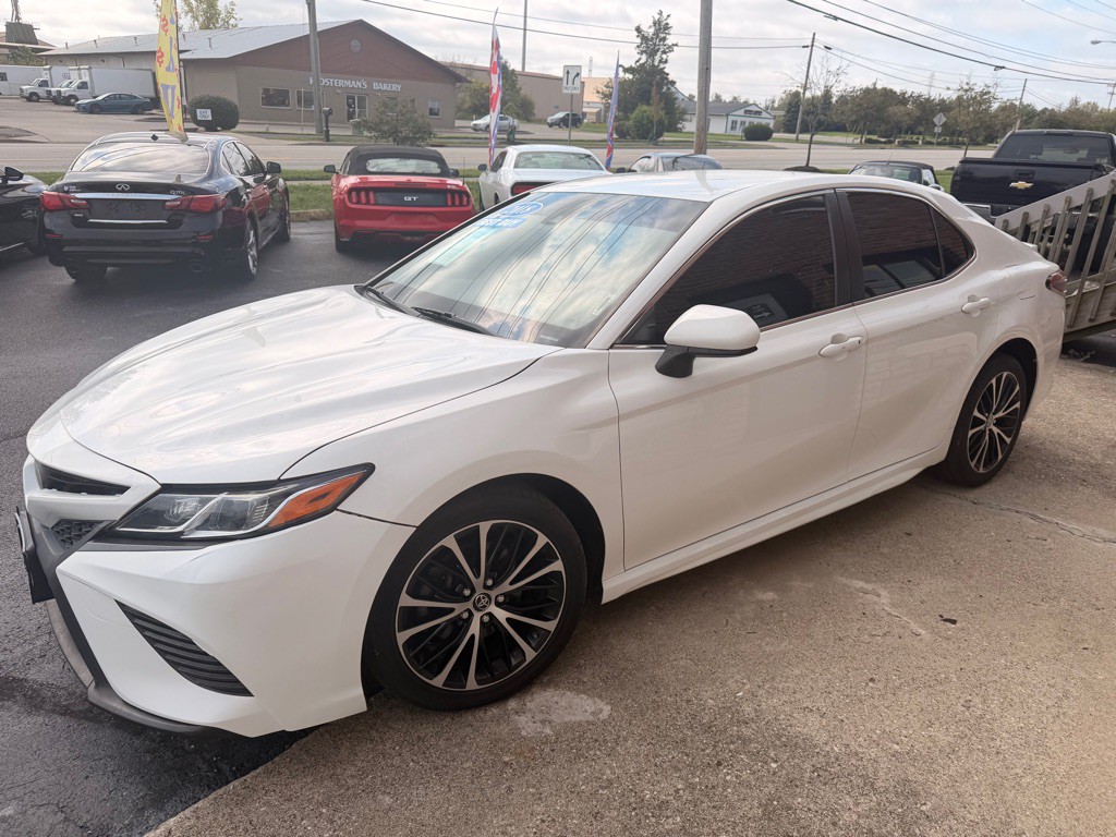 2018 Toyota Camry Image 4