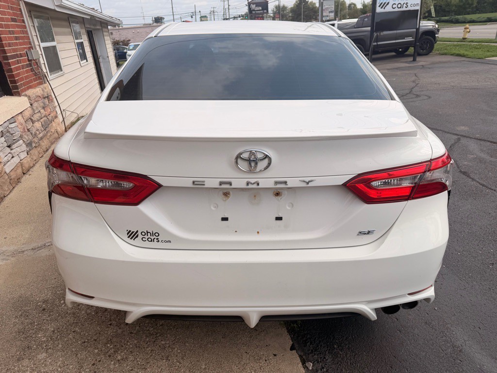 2018 Toyota Camry Image 6