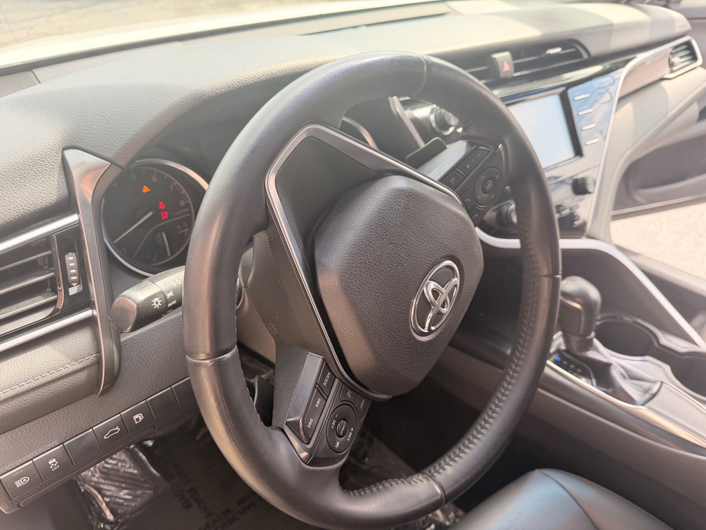 2018 Toyota Camry Image 8