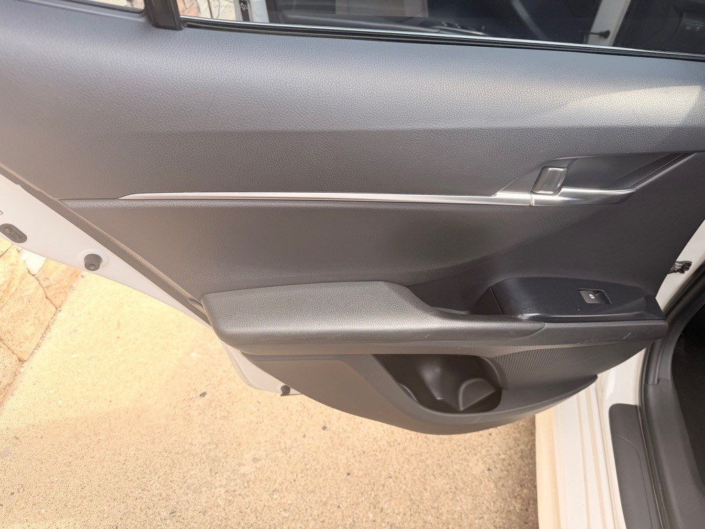 2018 Toyota Camry Image 13