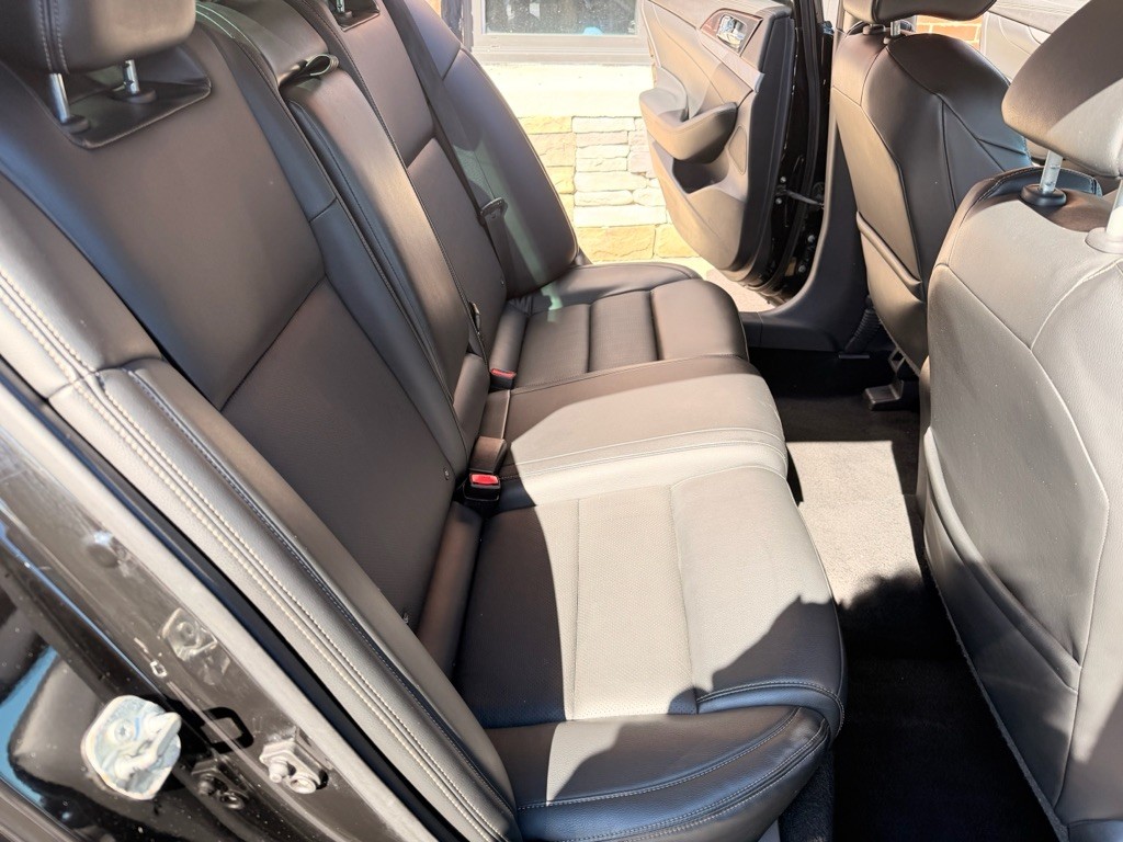 2017 Nissan Maxima Image 15