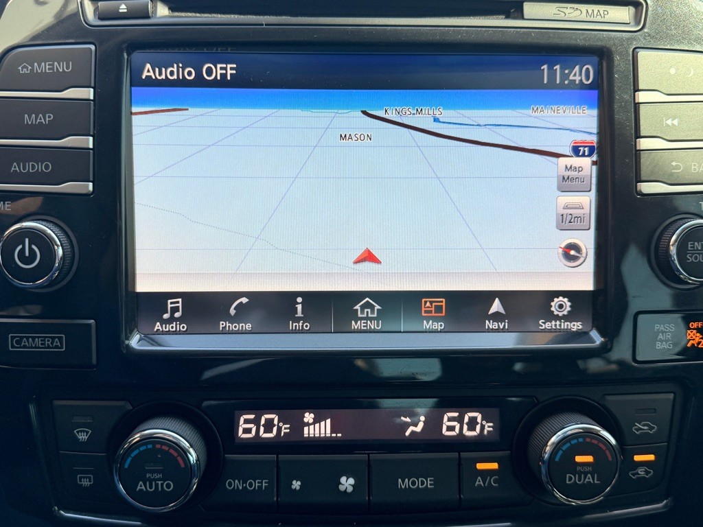 2017 Nissan Maxima Image 25