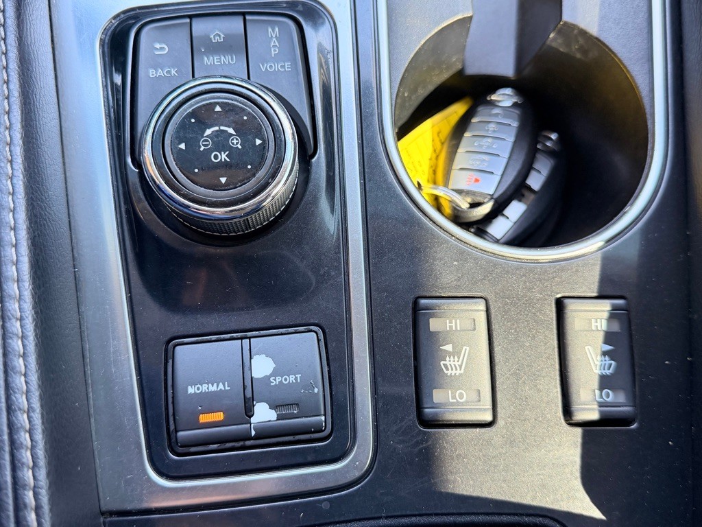 2017 Nissan Maxima Image 29