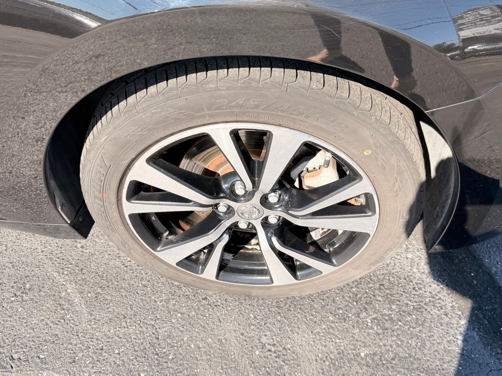 2017 Nissan Maxima Image 31