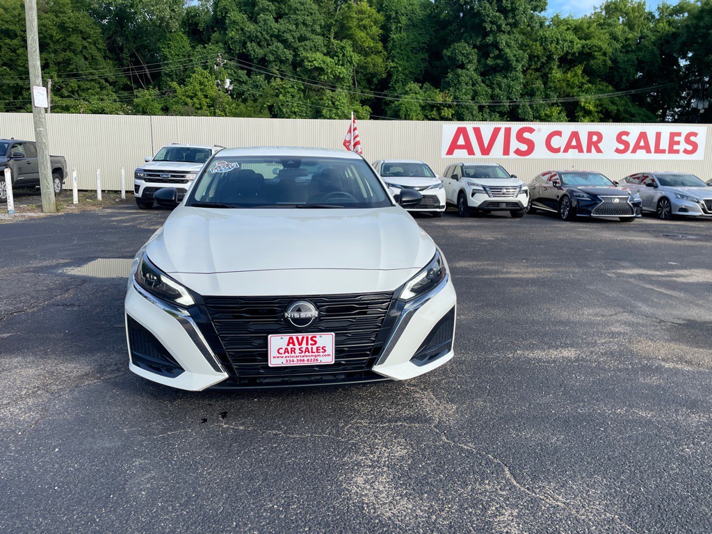 2024 Nissan Altima Image 16