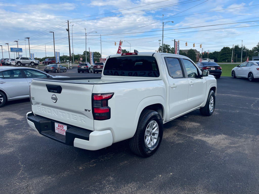 2024 Nissan Frontier Image 10