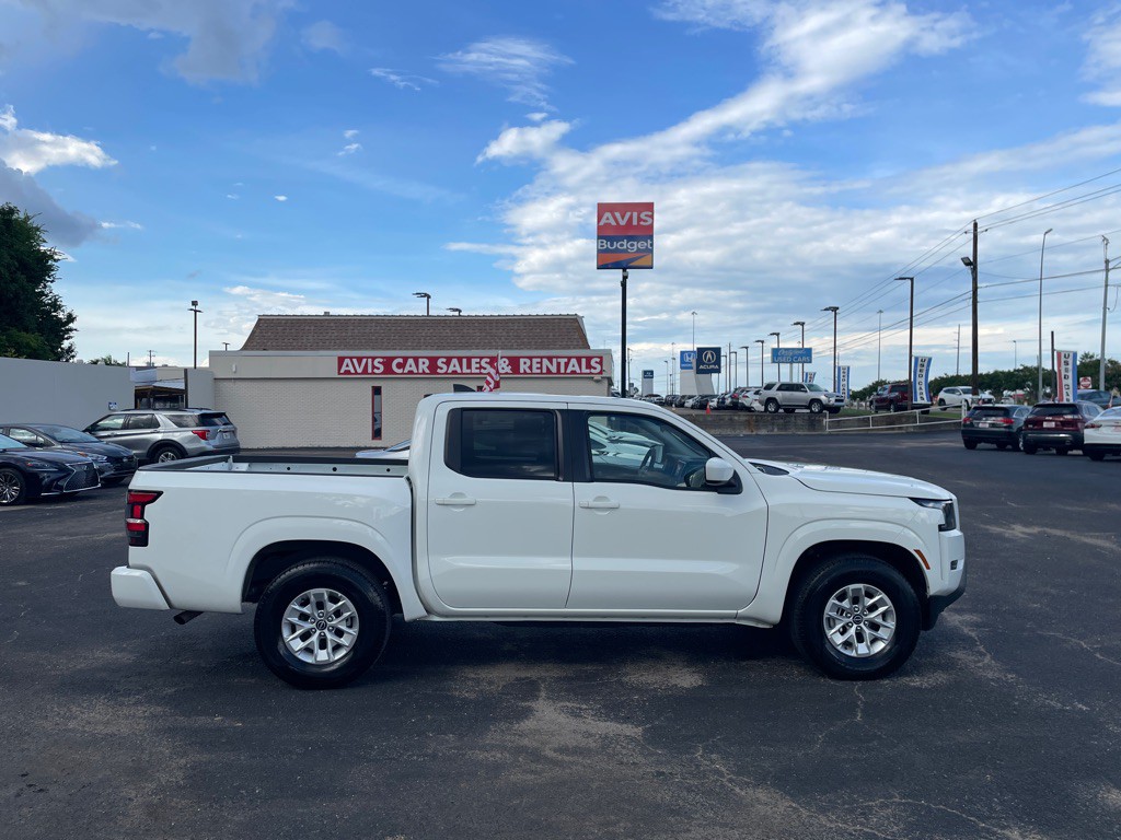 2024 Nissan Frontier Image 11