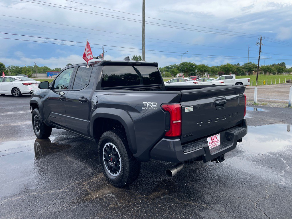 2024 Toyota Tacoma Image 8