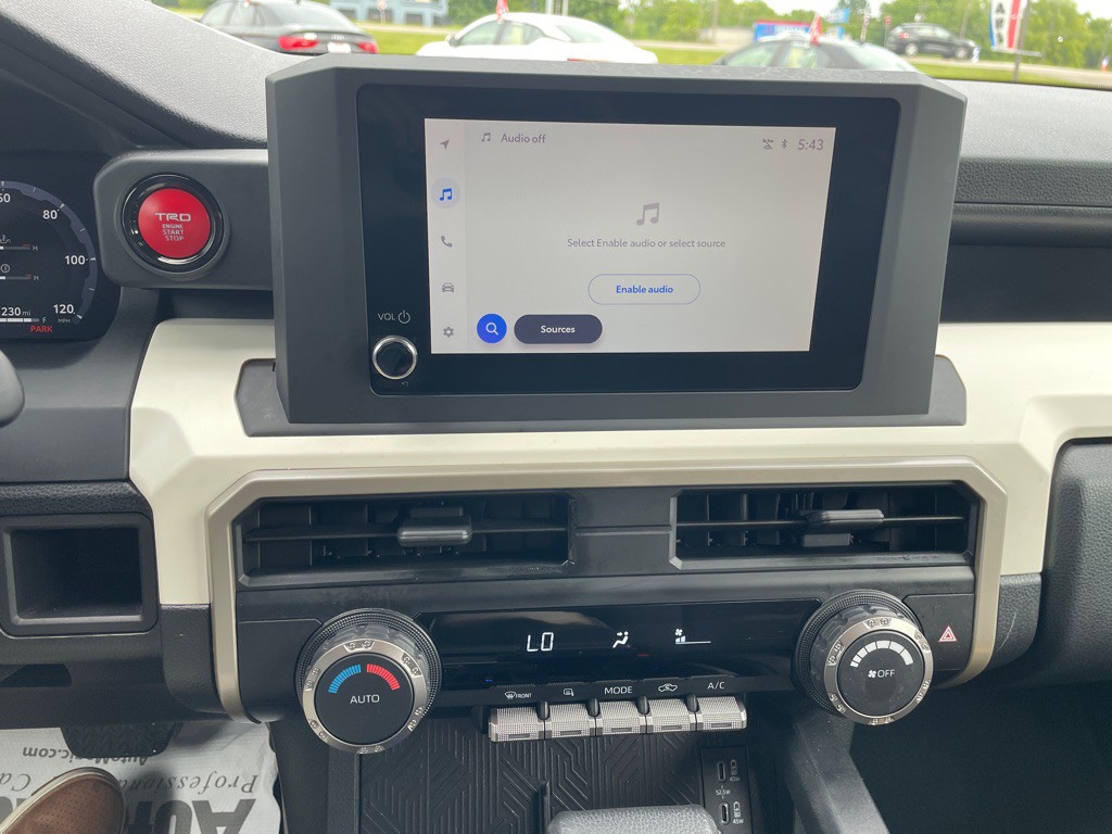 2024 Toyota Tacoma Image 19