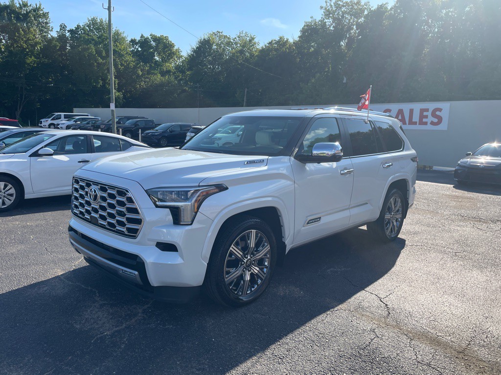 2025 Toyota Sequoia Image 1