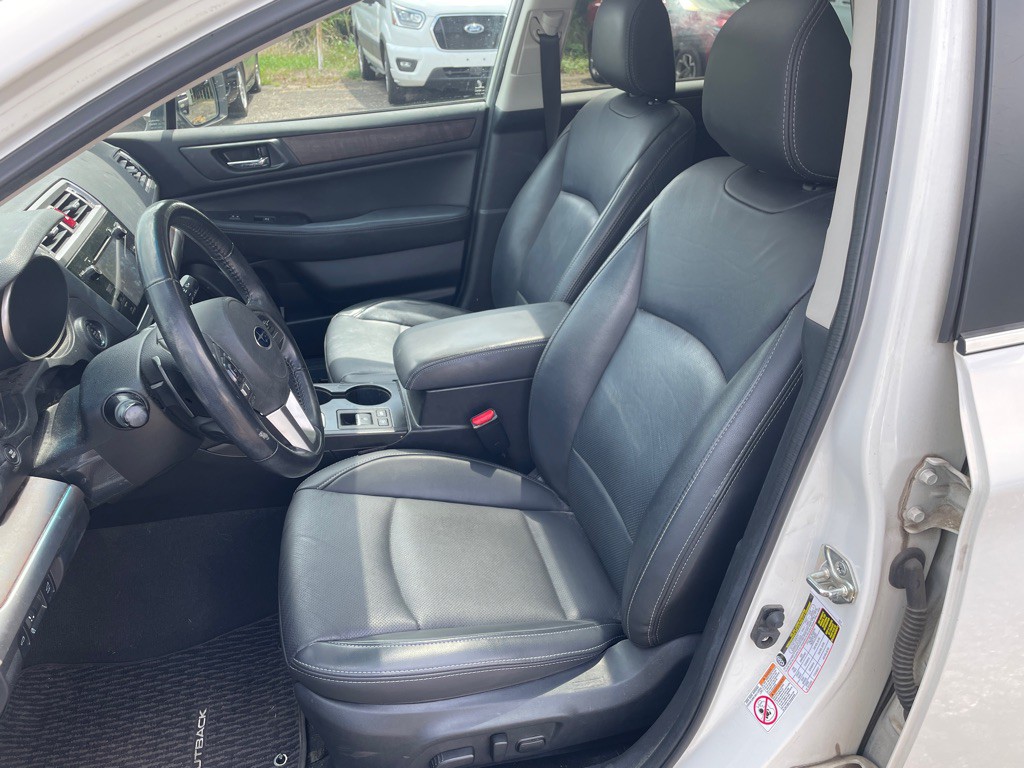 2016 Subaru Outback Image 3