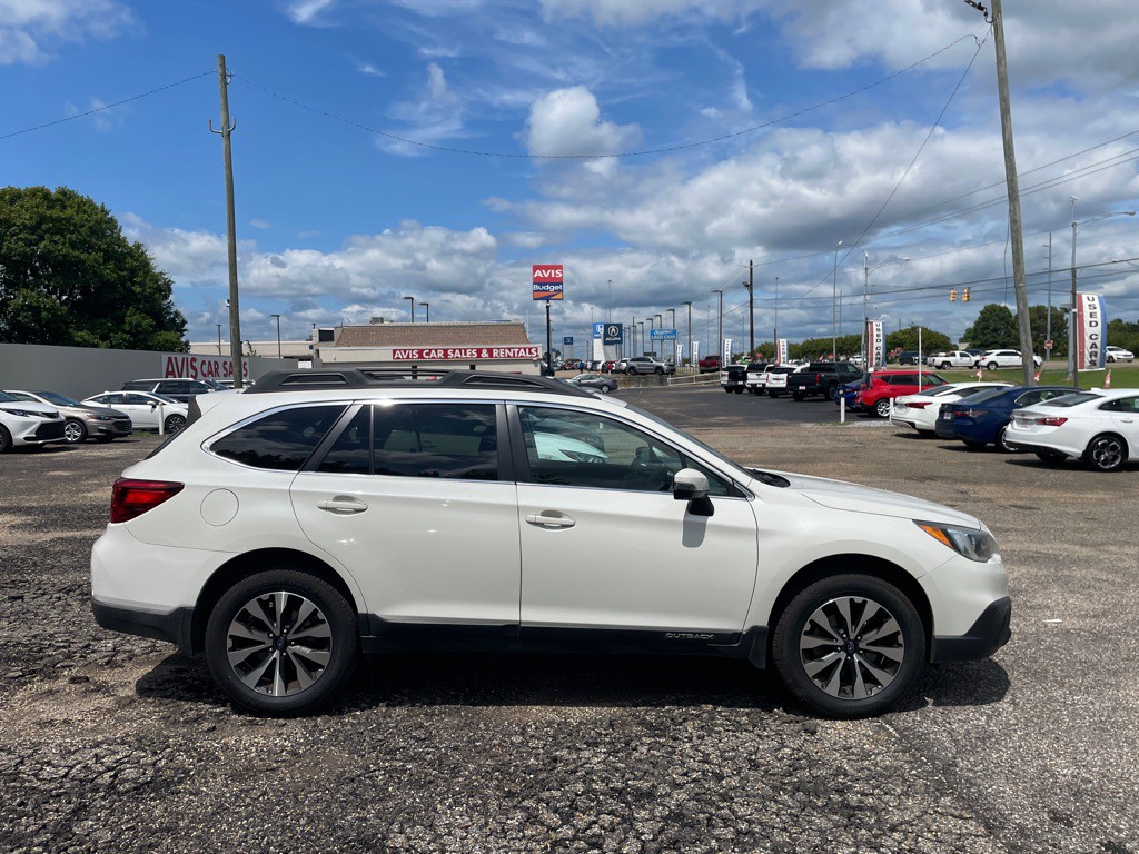 2016 Subaru Outback Image 12