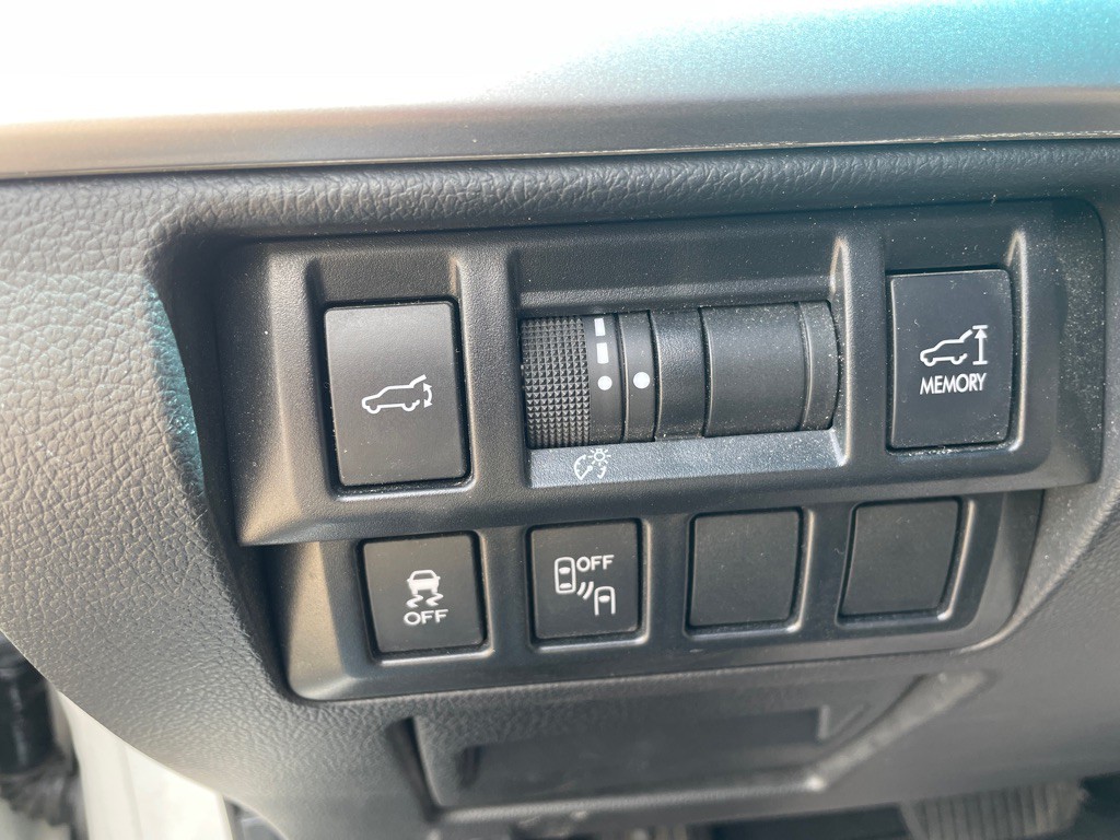 2016 Subaru Outback Image 18