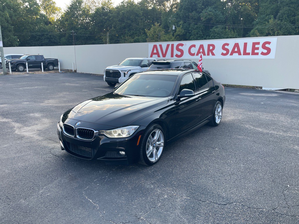 2015 BMW 3 Series Image 1