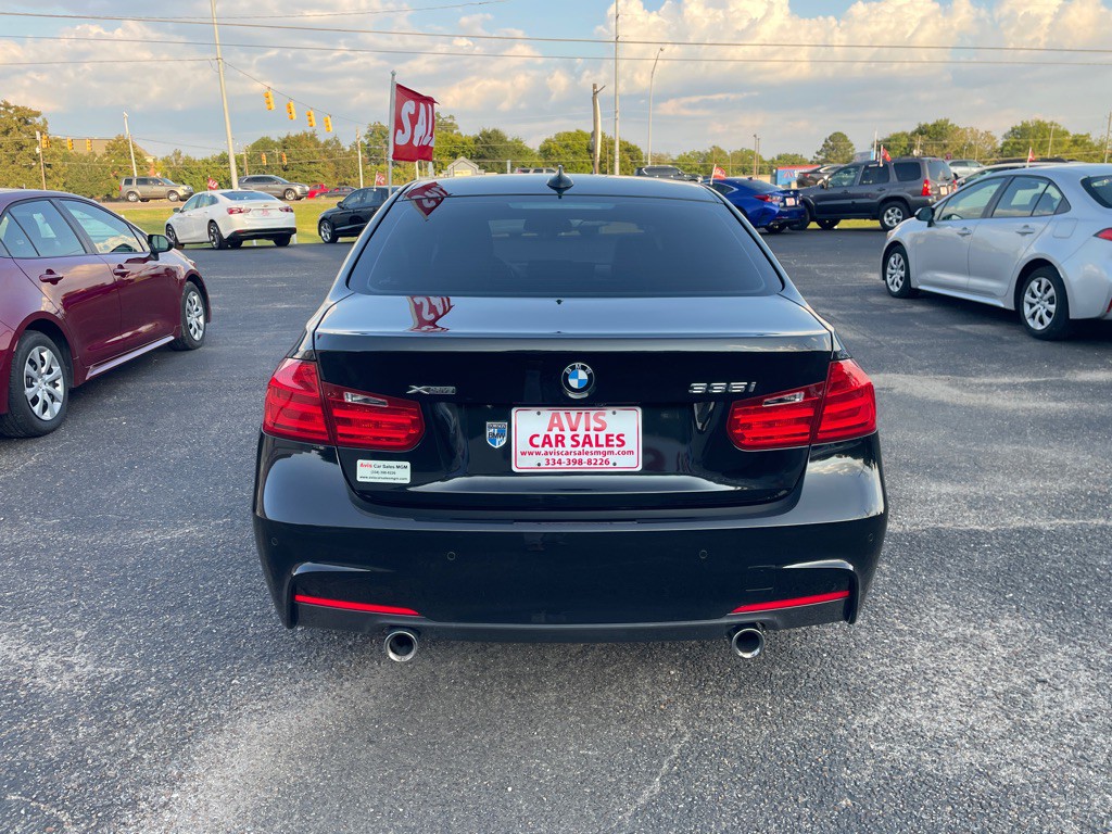 2015 BMW 3 Series Image 10