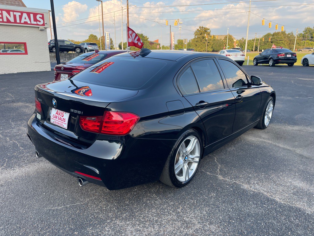 2015 BMW 3 Series Image 11
