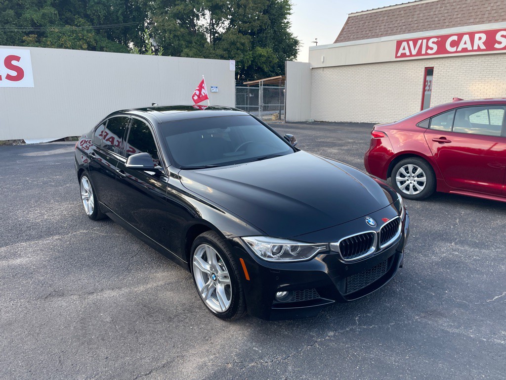 2015 BMW 3 Series Image 15