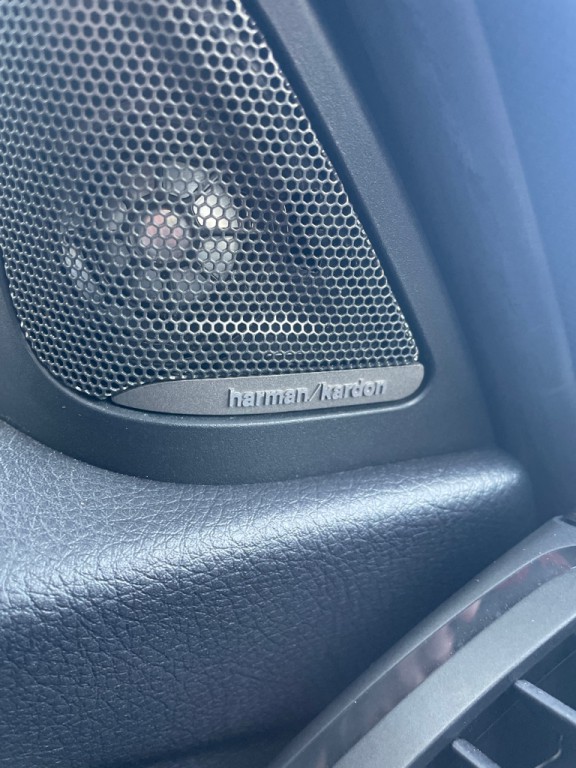 2015 BMW 3 Series Image 21