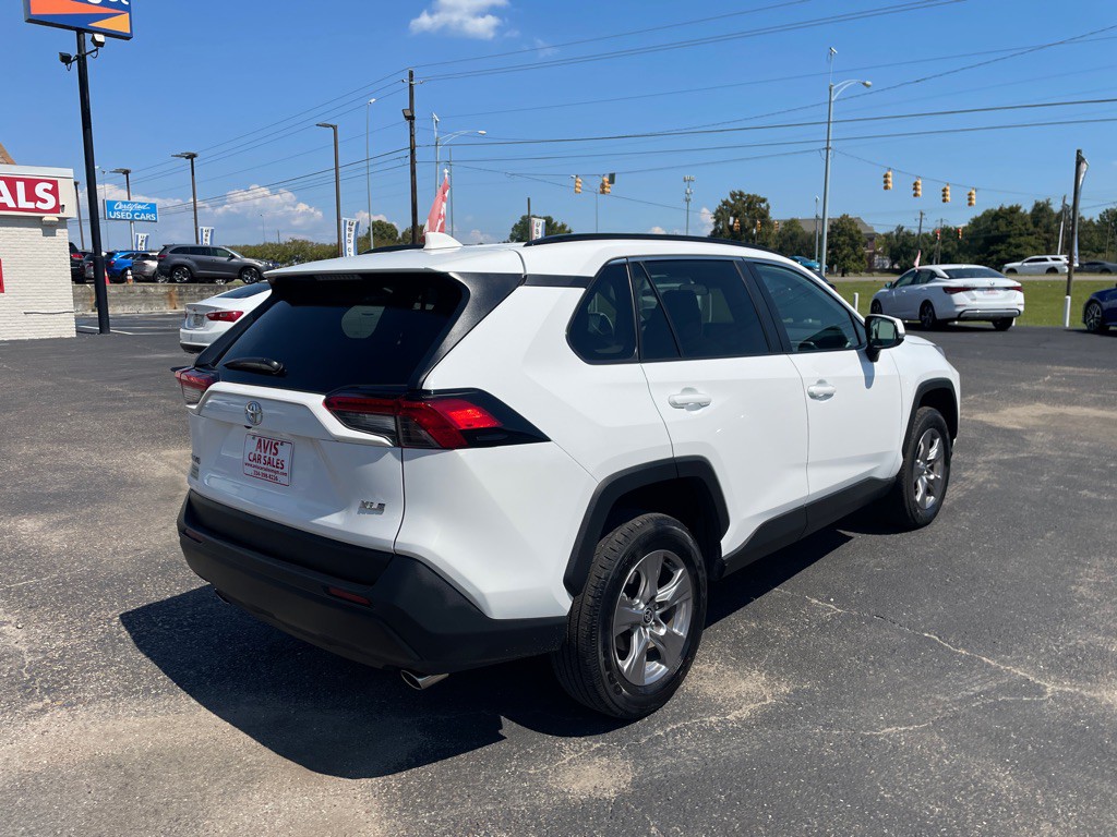 2025 Toyota Rav4 Image 10
